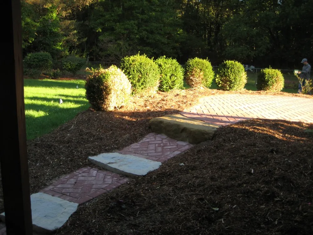 Top-rated landscape installation experts serving Ada, MI - Red Autumn Group