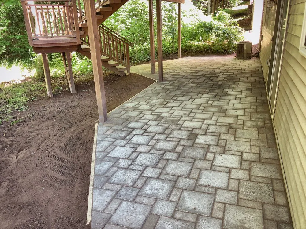 Reliable garden landscaping near you in Ann Arbor, MI by Red Axe Landscape Co.