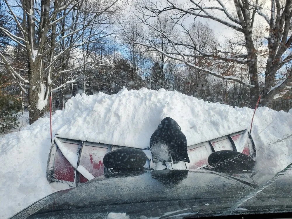 Expert lawn mowing service experts serving Muskegon, MI - Red Barn Group