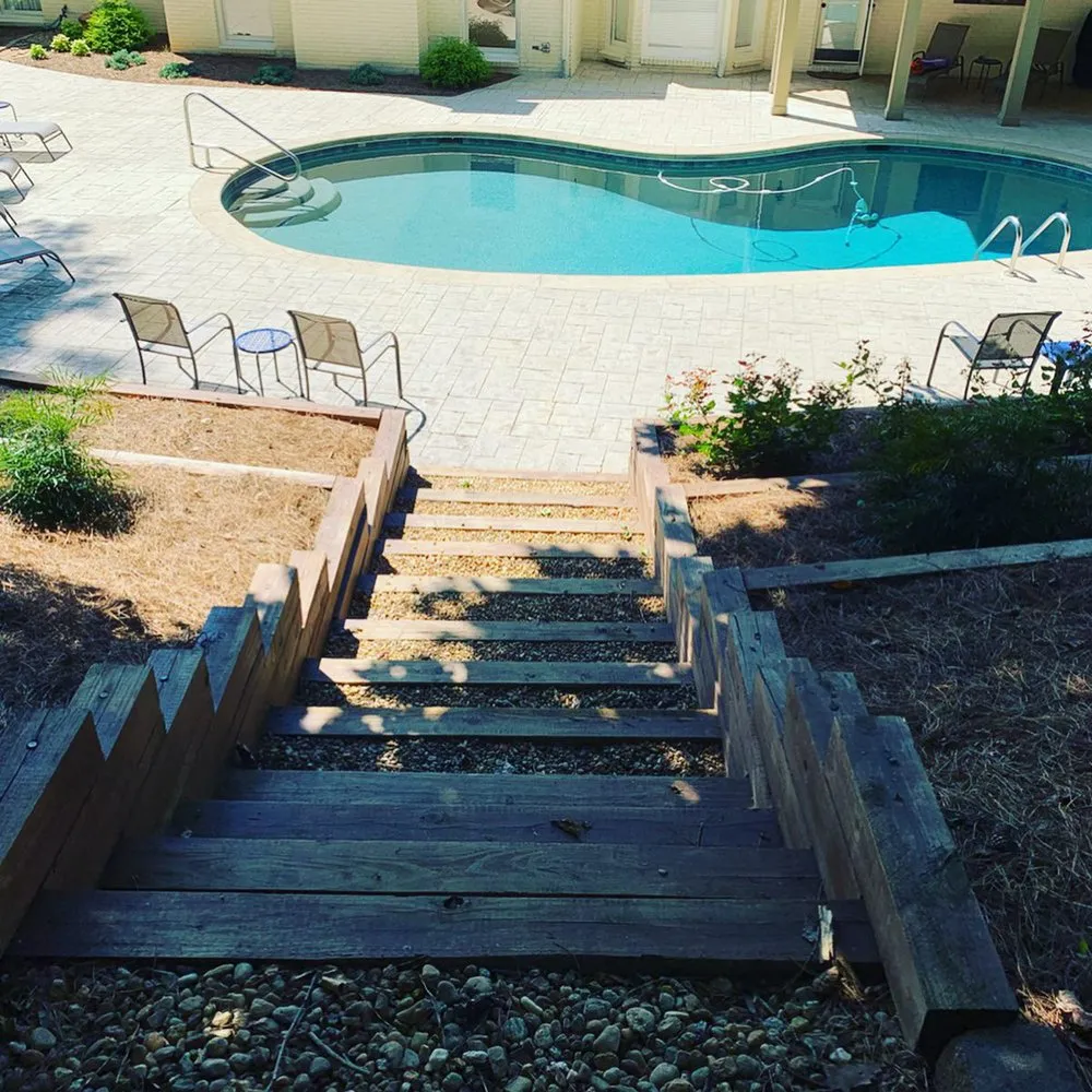 Affordable lawn care service in Hampton, GA - Red Byrd Junk Removal & Landscaping