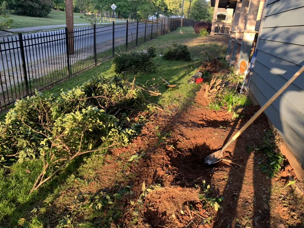 Custom lawn mowing service experts serving Hampton, GA - Red Byrd Junk Removal & Landscaping