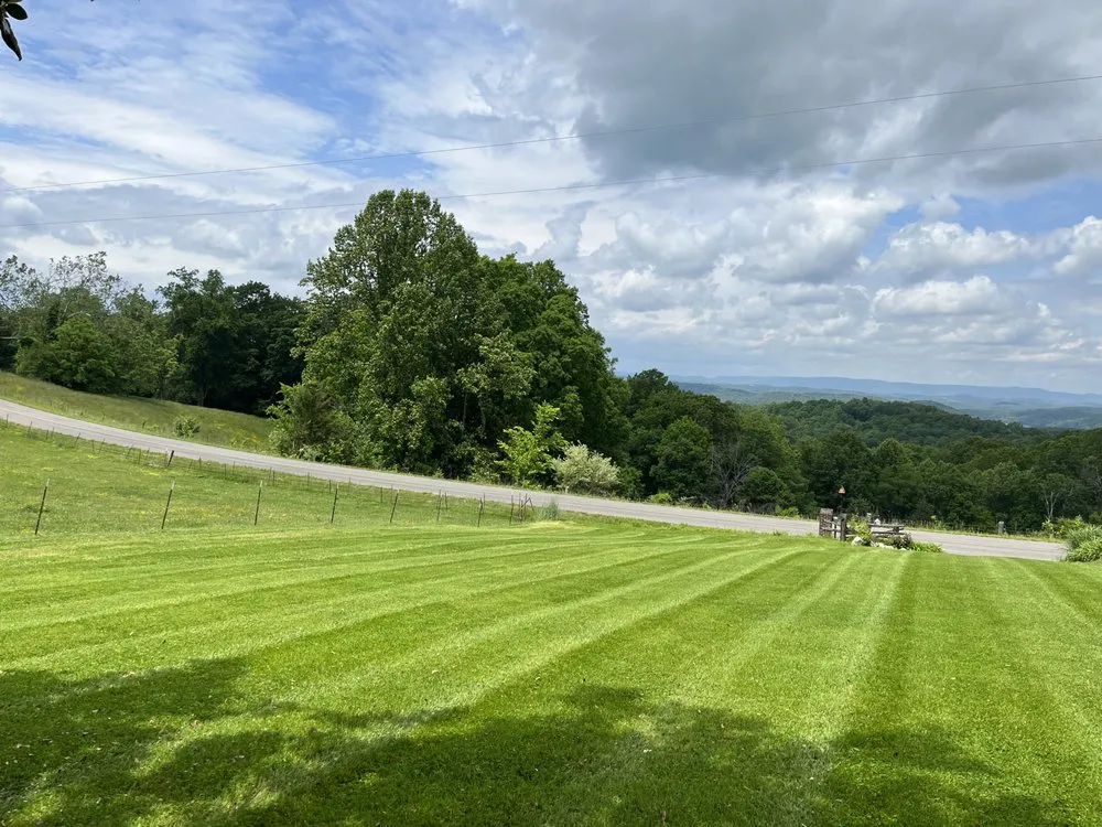 Trusted yard maintenance in Andersonville, TN - Red Diesel Lawn Care