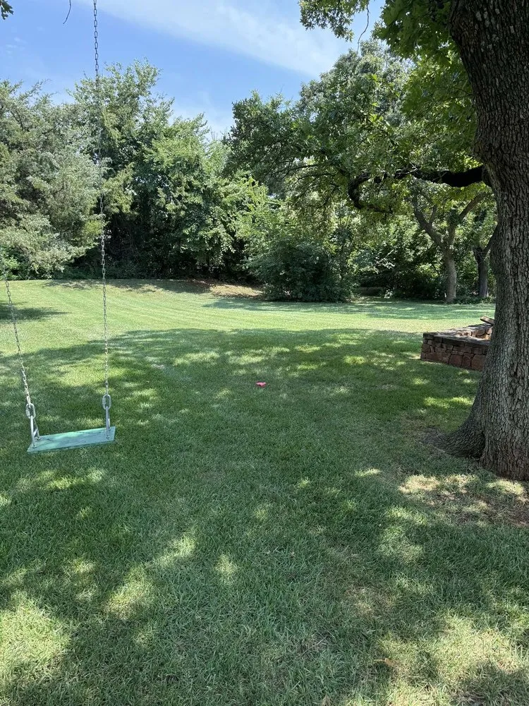 Reliable garden landscaping near you across Edmond, OK - Red Dirt Lawn & Landscape