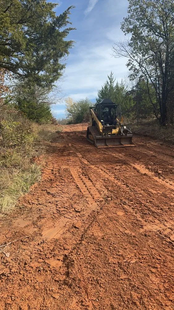 Affordable residential landscaping in Edmond, OK by Red Dirt Lawn & Landscape