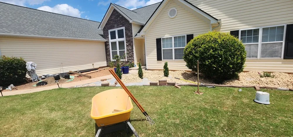 Custom garden landscaping experts serving Flowery Branch, GA - Red Fox Landscaping