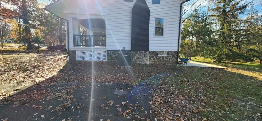 Custom yard maintenance in Towson, MD by Red Hill Lawn Care