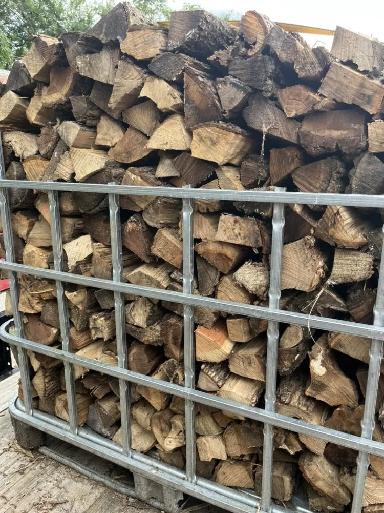 Reliable outdoor landscaping experts serving Liberty, MO - Red Horse Lawncare & Firewood