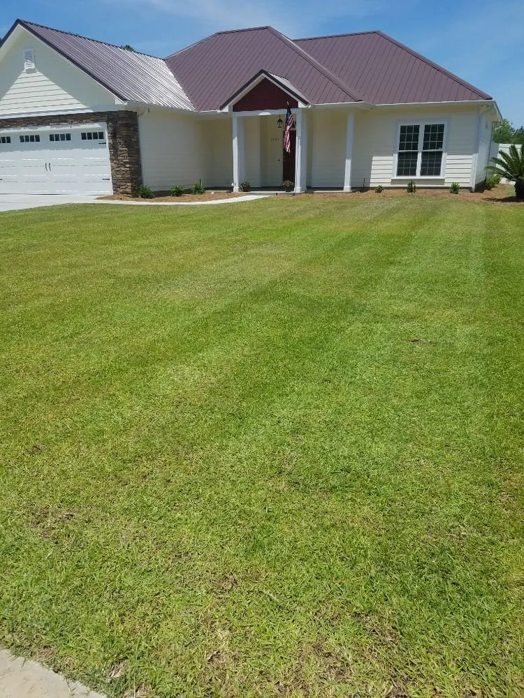 Expert landscaping services experts serving Lakeland, GA - Red Hot Lawn Care