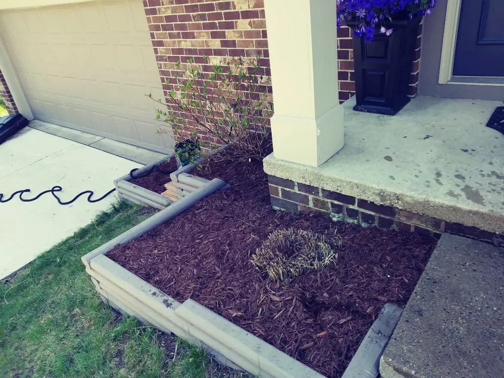 Trusted garden landscaping experts serving Ypsilanti, MI - Red Leaf Landscaping