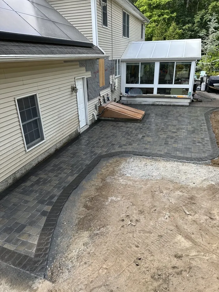 Affordable yard maintenance in Moodus, CT by Red Line Landscapes