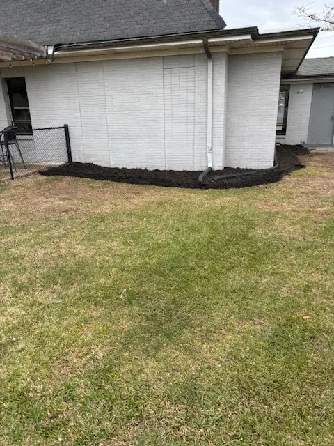 Local garden landscaping experts serving Kinston, NC - Red Line Lawn Care