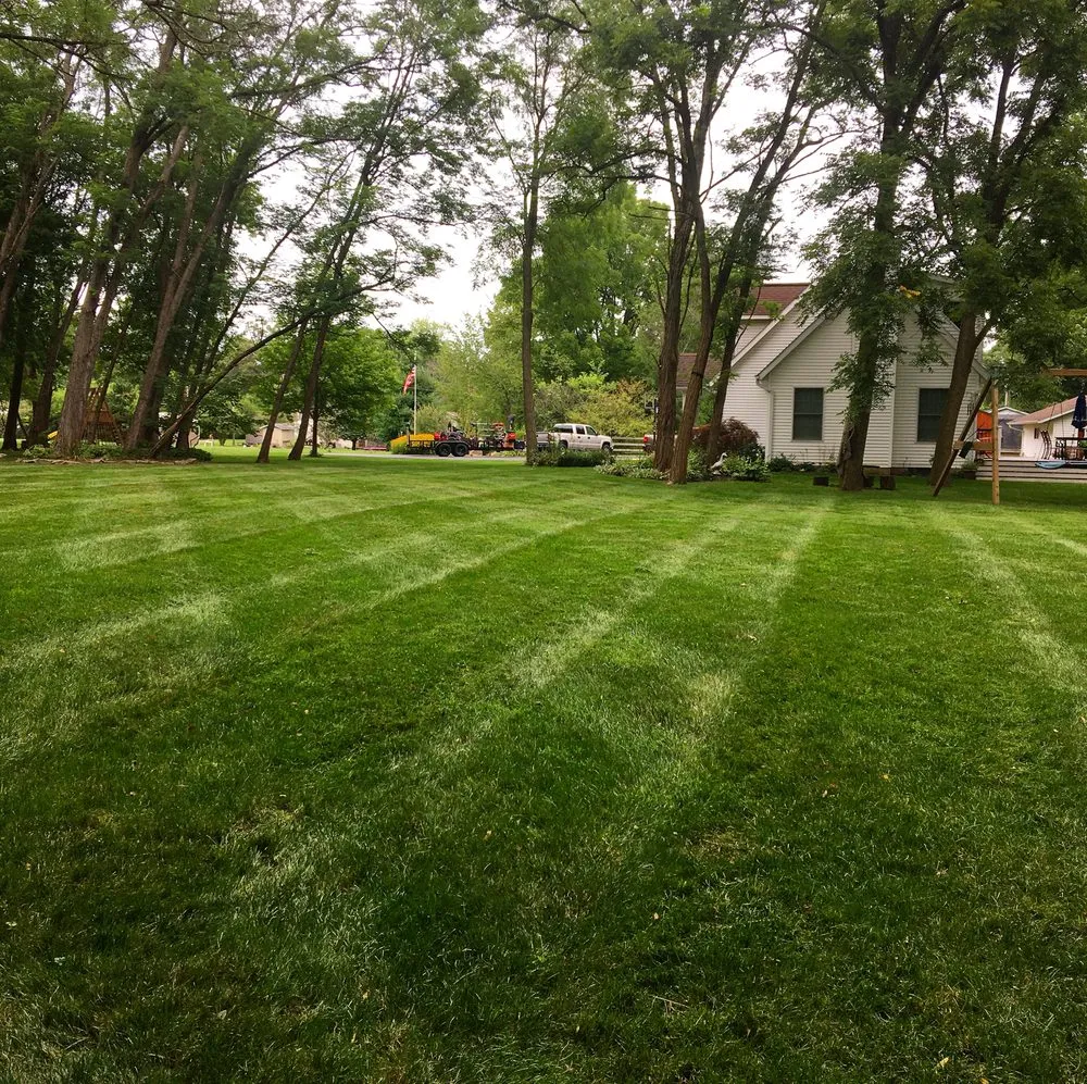 Custom outdoor landscaping experts serving Long Creek, IL - Red Line Lawn Care