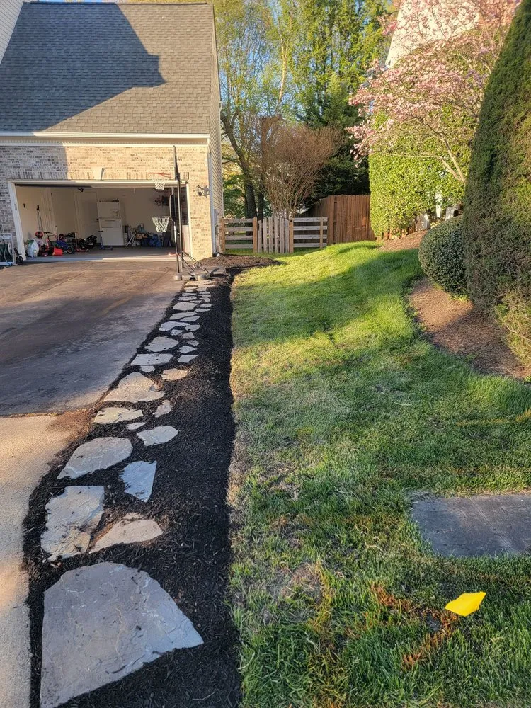 Professional lawn mowing service experts serving Reston, VA - Red Maple Landscaping