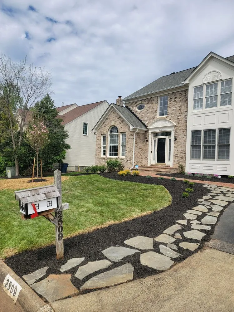 Expert lawn mowing service experts serving Reston, VA - Red Maple Landscaping