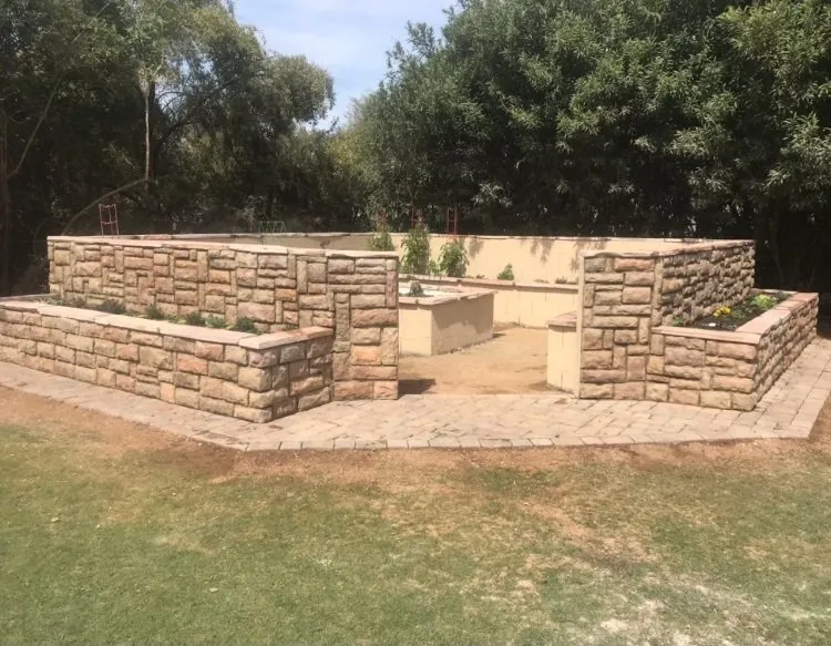 Reliable residential landscaping experts serving Queen Creek, AZ - Red Mountain Landscaping