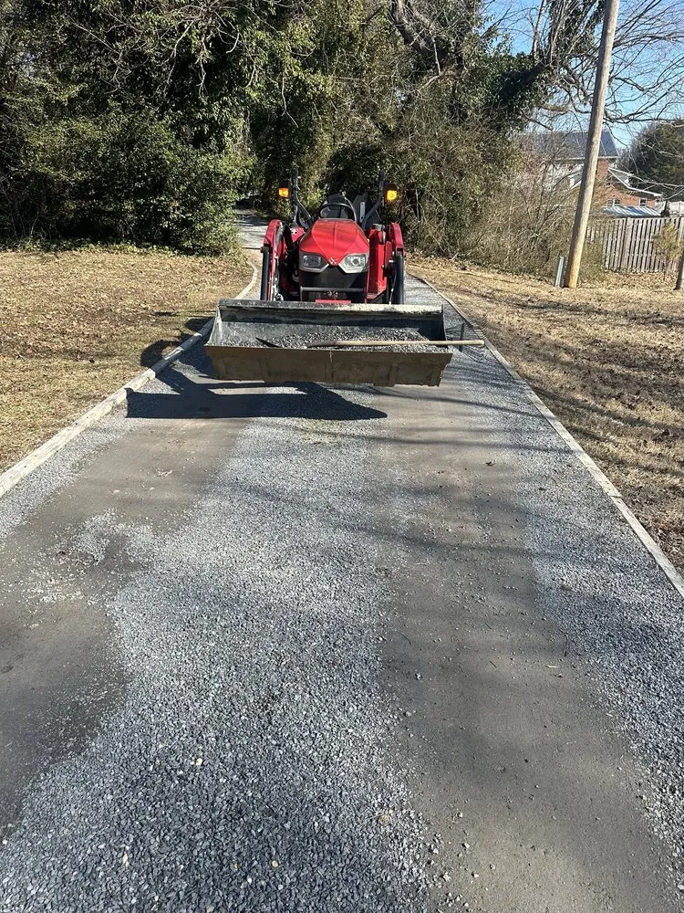 Custom yard maintenance for beautiful yards across Hollywood, MD - Red Oak Grounds Maintenance