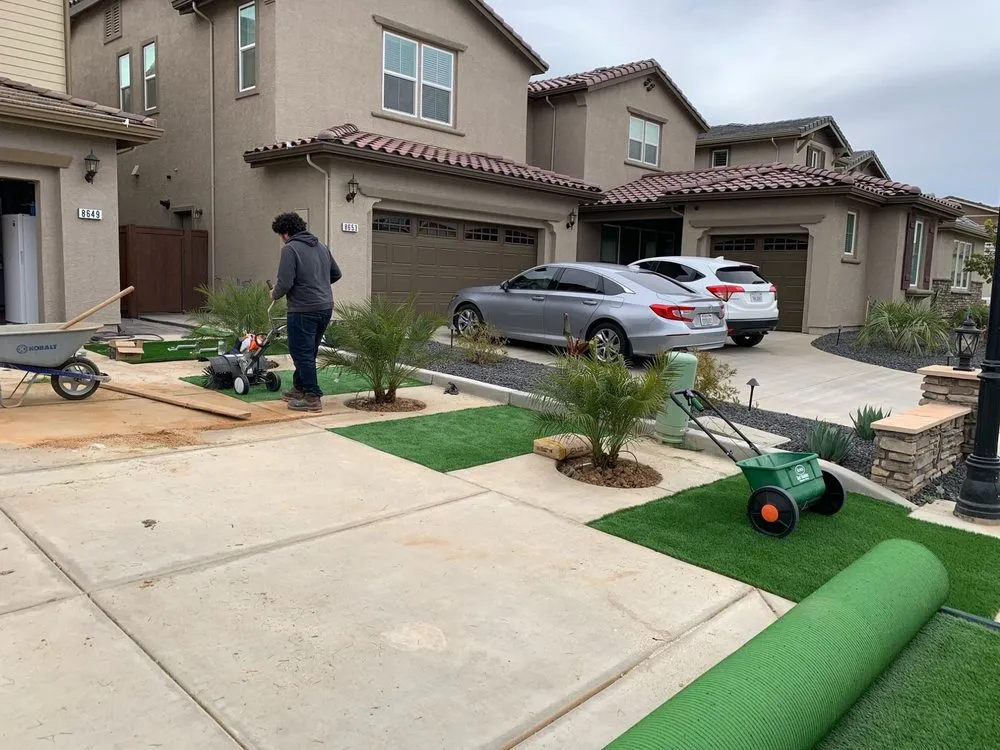 Professional lawn care service with custom design in Redwood City, CA by Red Oak Landscaping