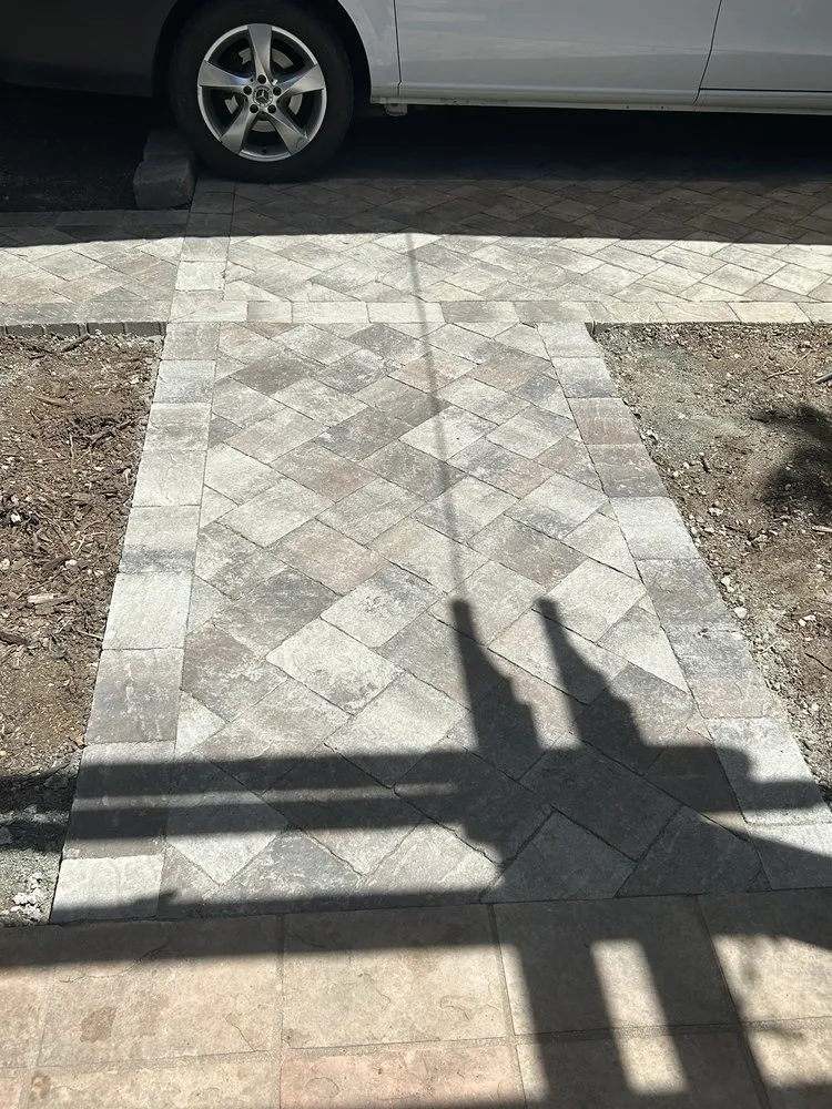 Custom garden landscaping for homes in Redwood City, CA by Red Oak Landscaping