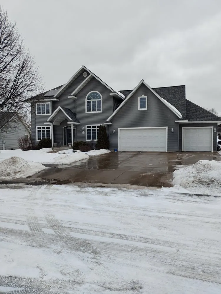 Professional garden landscaping for residential properties across Altoona, WI - Red Oak Property Care