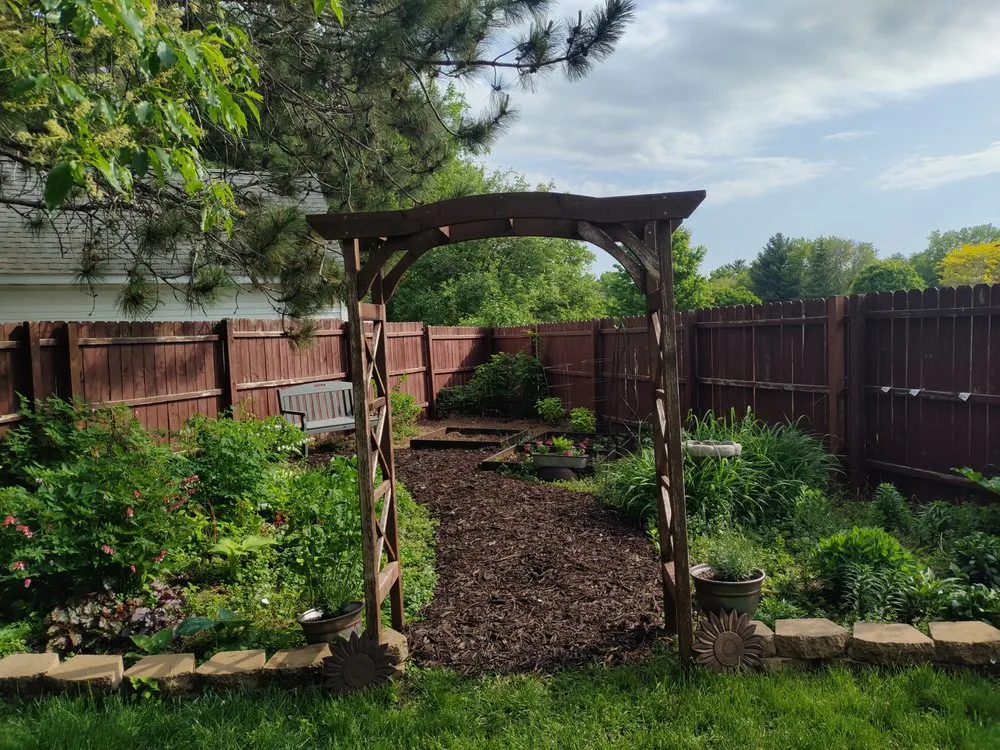 Local landscape installation in Altoona, WI - Red Oak Property Care
