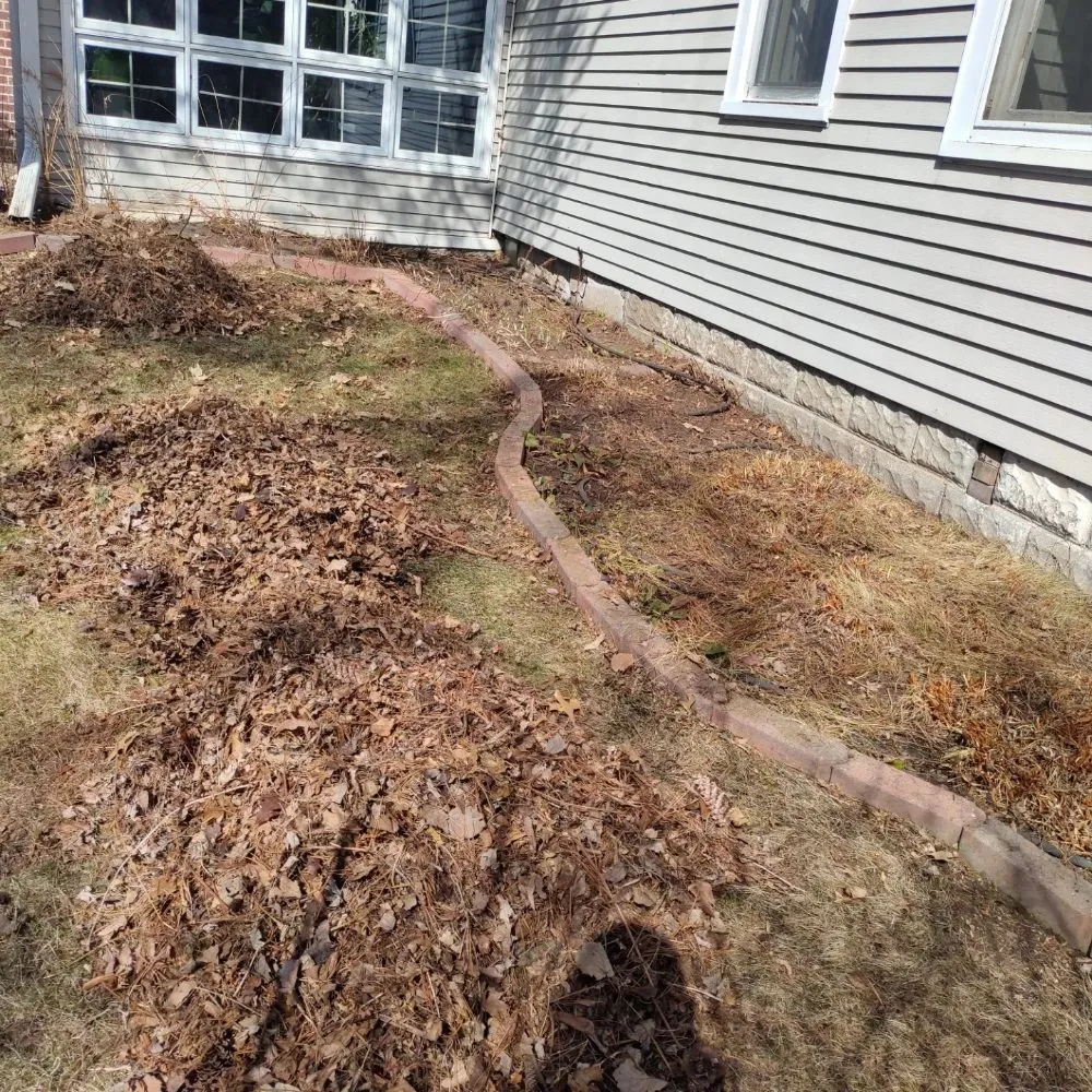 Top-rated outdoor landscaping in Altoona, WI - Red Oak Property Care