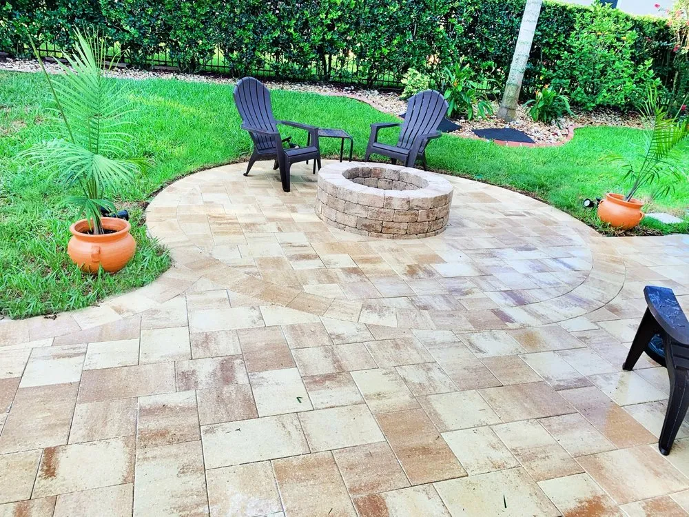 Top-rated landscaping services in Orlando, FL - Red Pavers