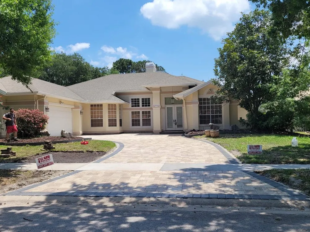 Professional landscaping services experts serving Orlando, FL - Red Pavers