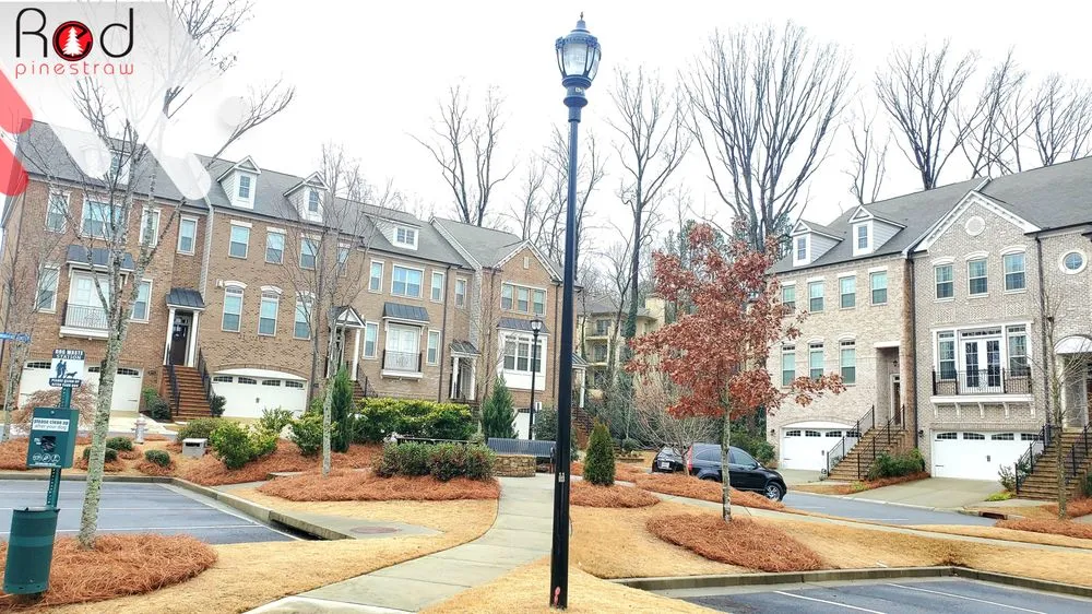 Top-rated yard maintenance for residential properties in Marietta, GA by Red Pinestraw