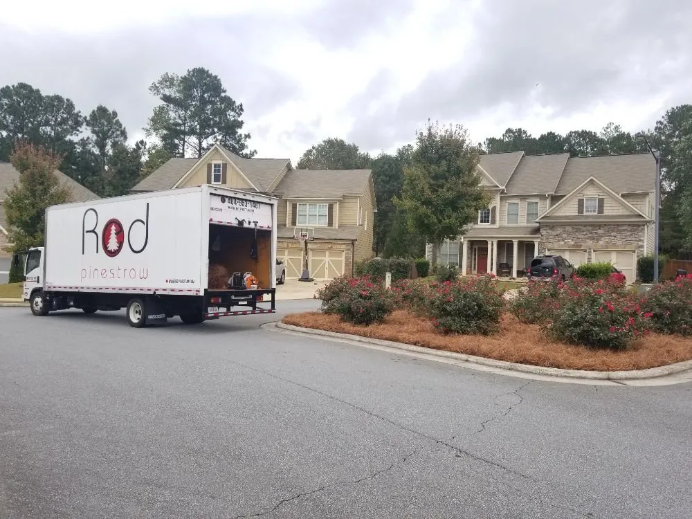 Affordable lawn care service in Norcross, GA by Red Pinestraw