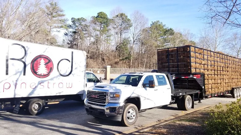 Reliable yard maintenance for beautiful yards across Norcross, GA - Red Pinestraw