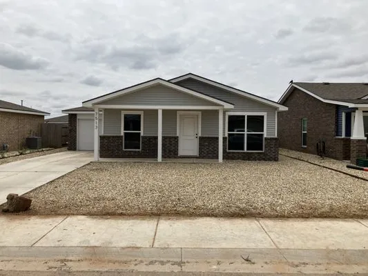 Red Raider Landscaping Logo