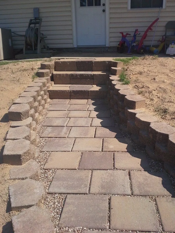 Top-rated yard cleanup service experts serving Oklahoma City, OK - Red River Landscaping and construction