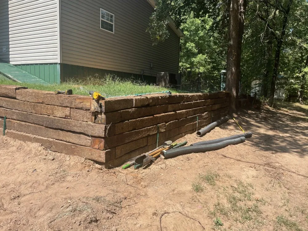 Top-rated yard maintenance experts serving Oklahoma City, OK - Red River Landscaping and construction