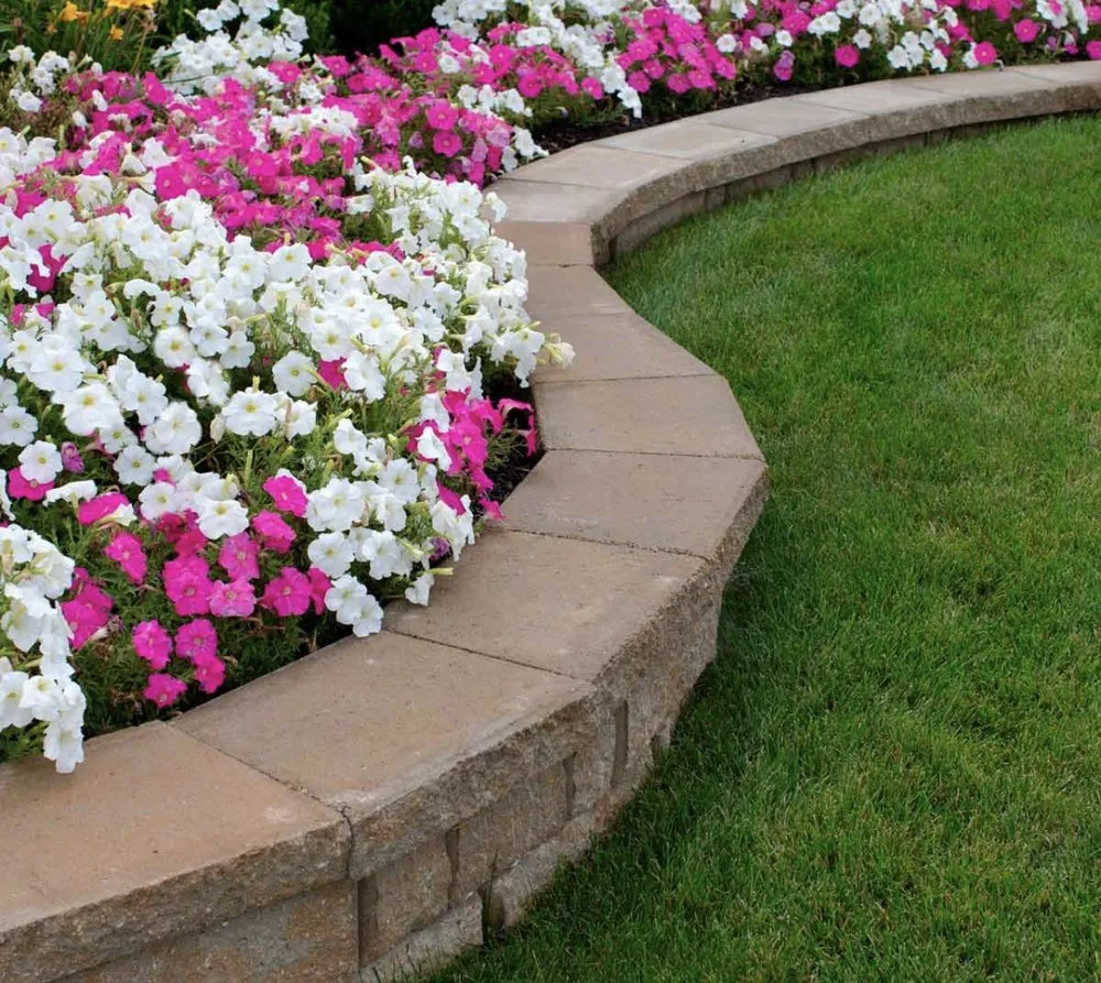Professional garden landscaping in Gainesville, TX - Red River Landscaping