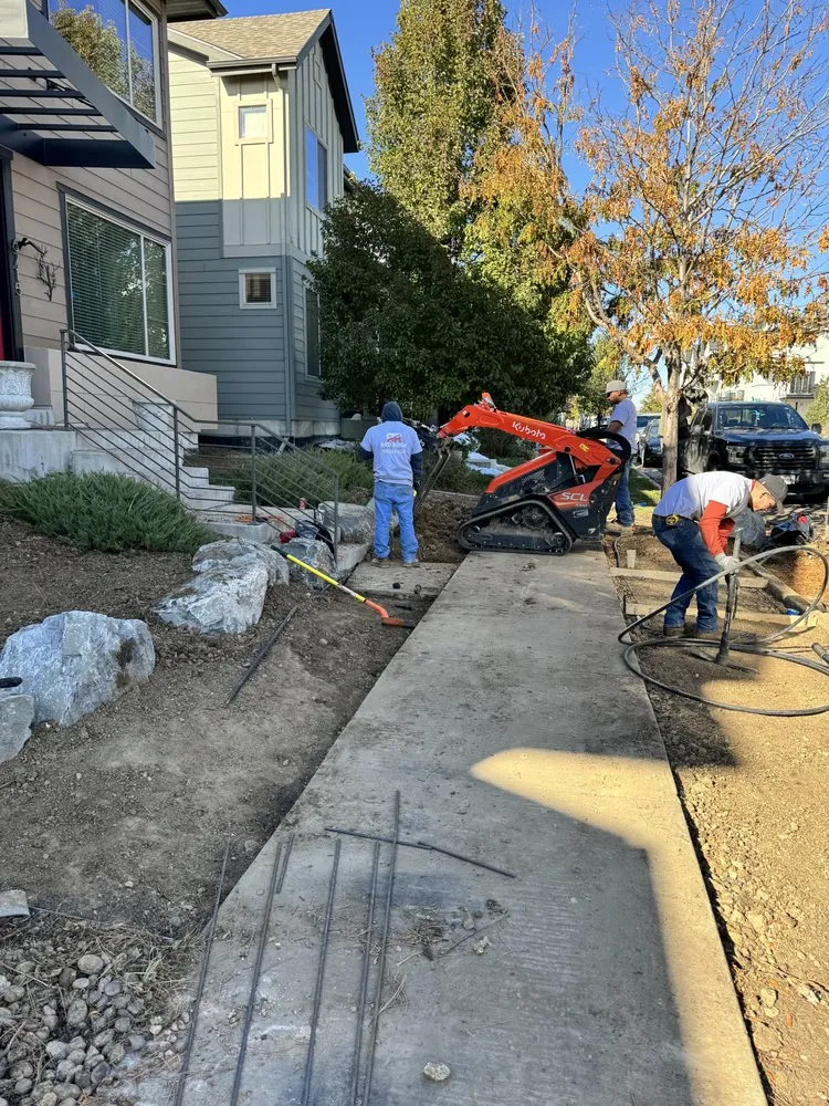 Professional outdoor landscaping experts serving Thornton, CO - Red Rock Outdoor Living