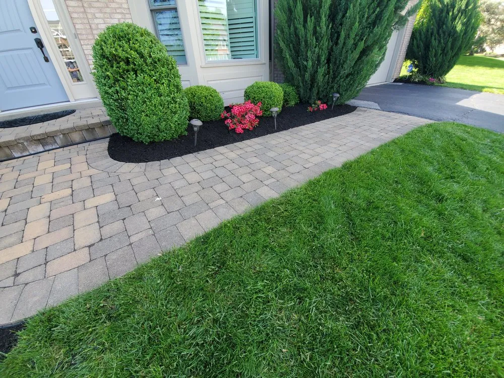 Custom yard cleanup service for beautiful yards across Goshen, OH - Red Rooster Landscaping