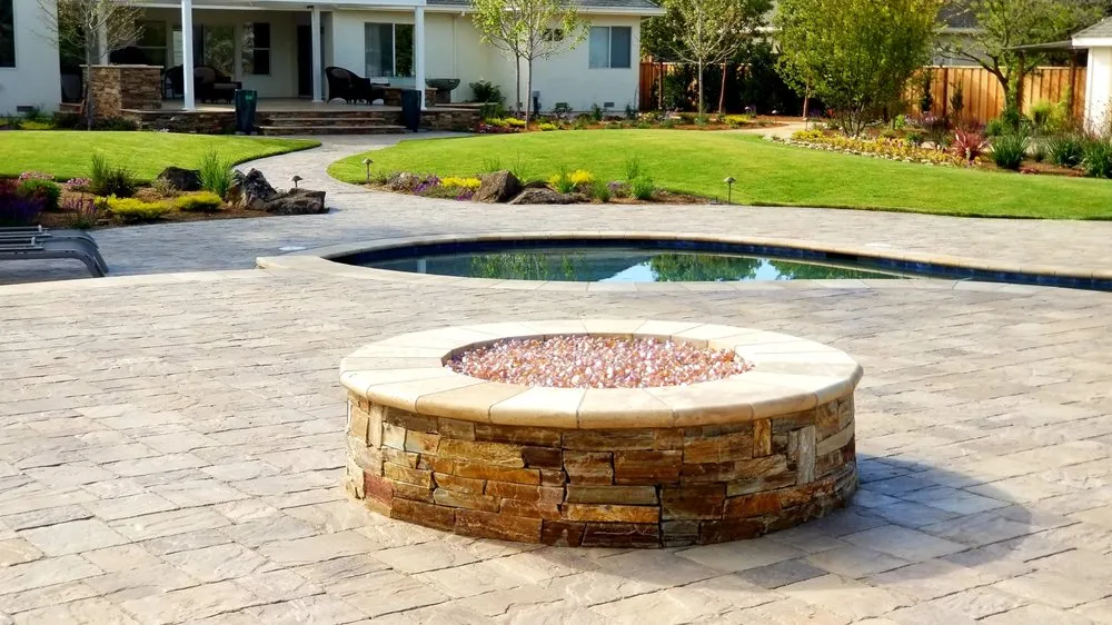 Top-rated lawn care service for year-round maintenance in San Martin, CA by Red Roots Landscape