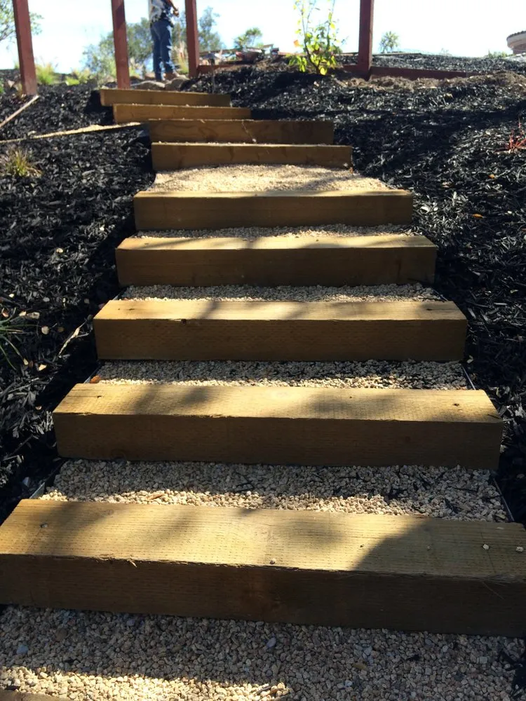 Reliable yard maintenance in San Martin, CA by Red Roots Landscape