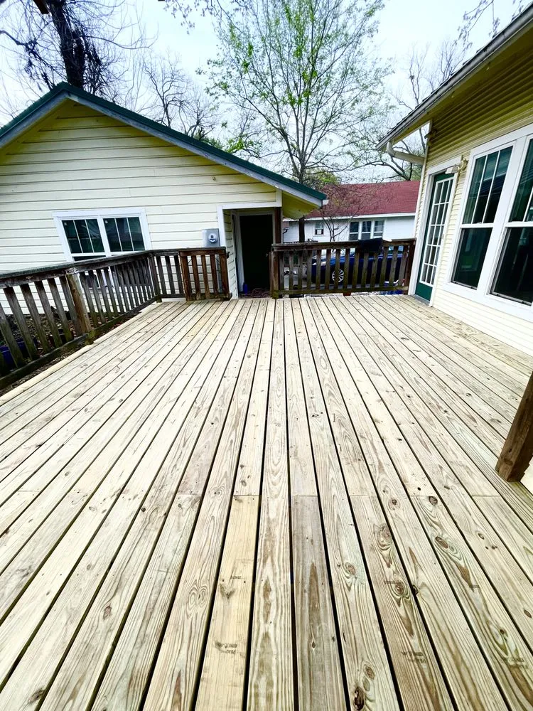 Expert landscaping services for homes in Mineola, TX by Red Sky Landscaping And Welding