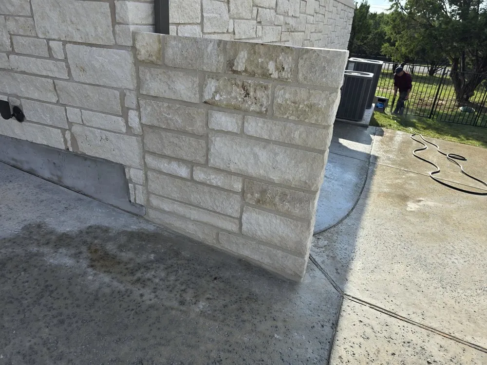 Top-rated garden landscaping for beautiful yards across Jarrell, TX - Red Tip Landscaping