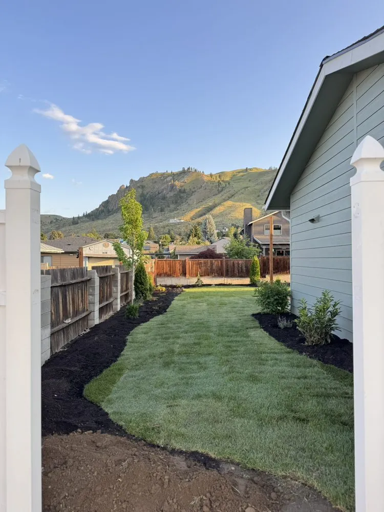 Affordable yard cleanup service for year-round maintenance across Wenatchee, WA - Red Widow