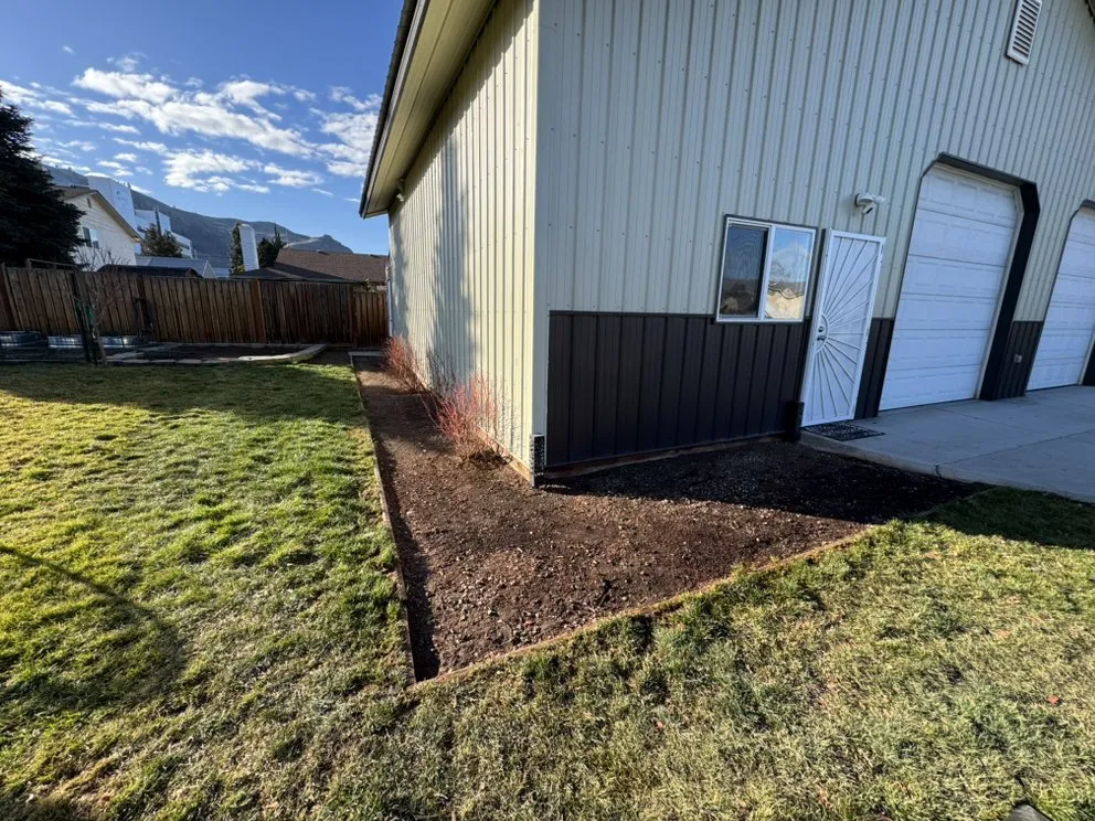 Affordable lawn mowing service with custom design in Wenatchee, WA by Red Widow