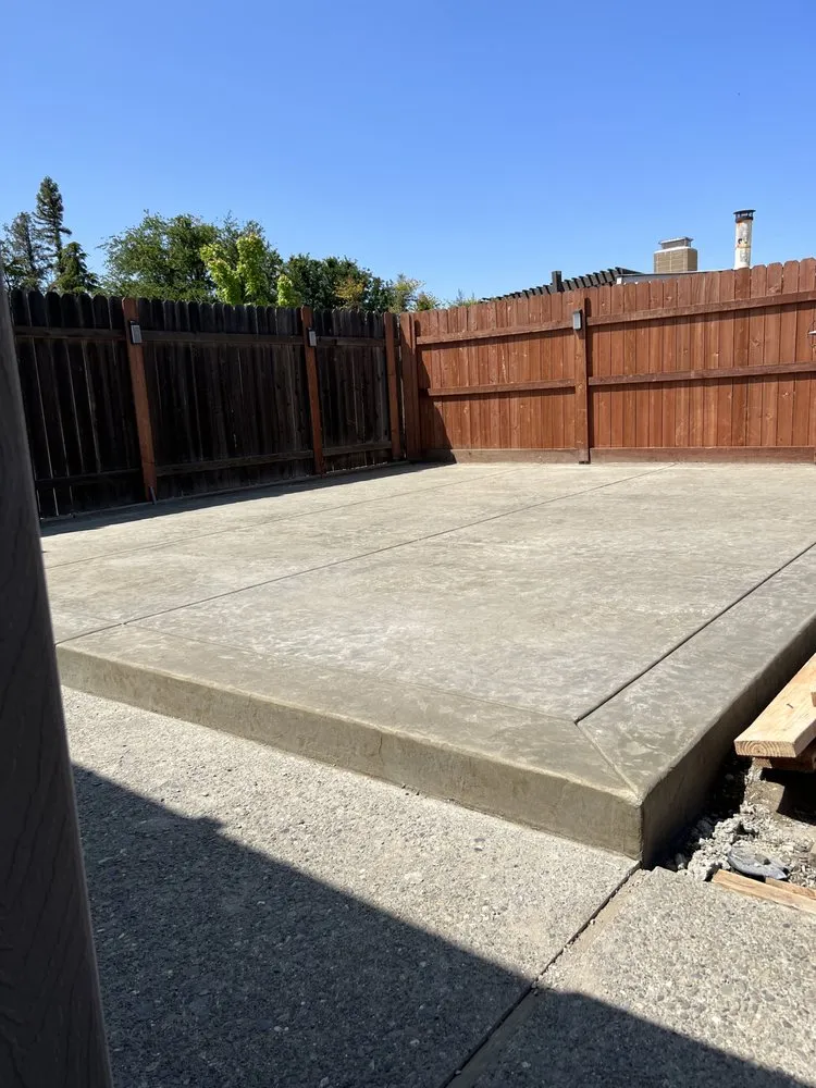 Affordable yard maintenance in Carmichael, CA by Red Willow Landscaping