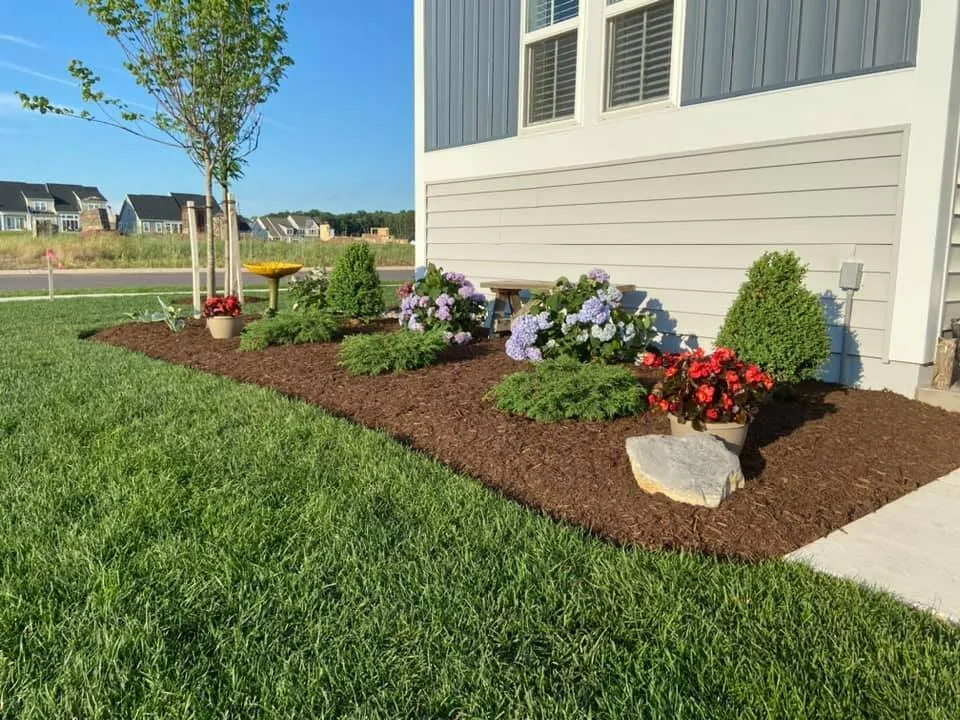 Expert lawn care service near you in Gettysburg, PA by Redding's Horticultural Services