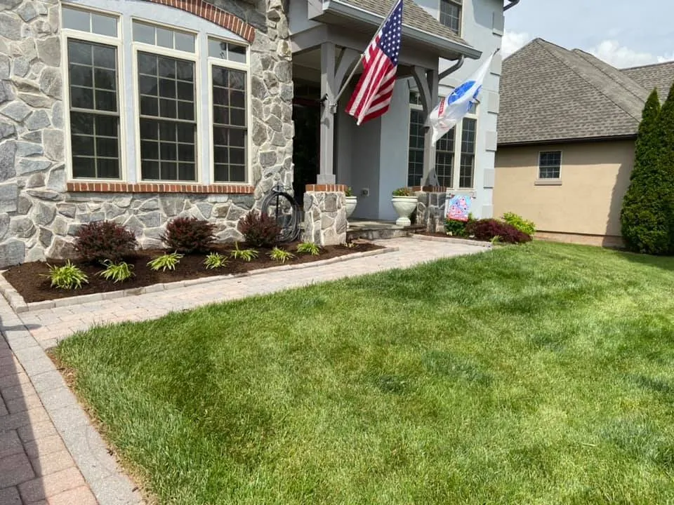 Professional outdoor landscaping in Gettysburg, PA - Redding's Horticultural Services