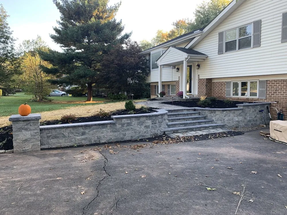 Local outdoor landscaping experts serving Gettysburg, PA - Redding's Horticultural Services