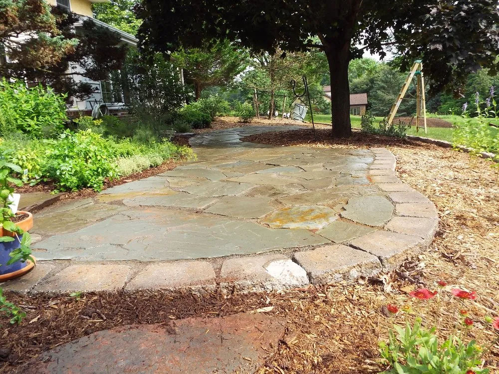 Professional landscape design for beautiful yards in Gettysburg, PA by Redding's Horticultural Services