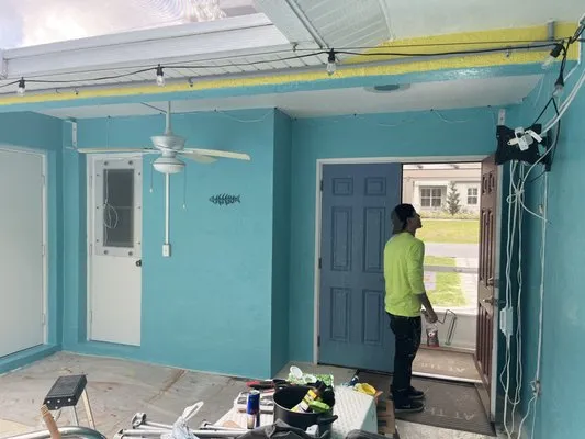 Redd’s Handyman Services Logo