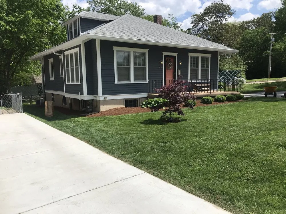 Affordable outdoor landscaping in University City, MO - Redd's Landscaping