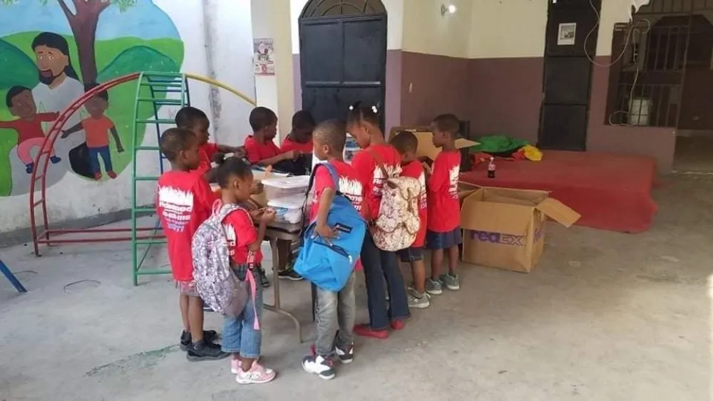 Professional residential landscaping in Melbourne, FL by Redeemed Lawn and Garden